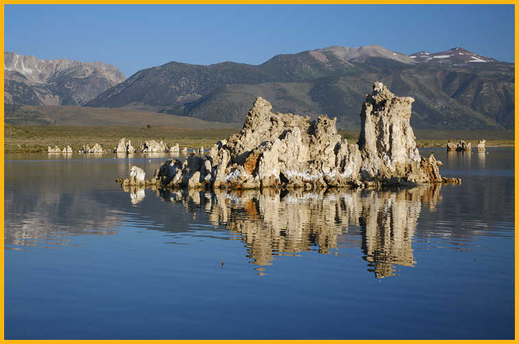 Tufa in Mono Lake