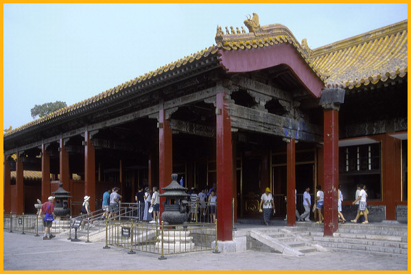 Emperors' Bedroom Area