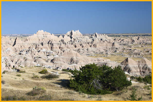 Badlands from Cliff Shelf Trail