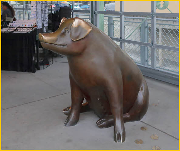 The Pike Place Pig