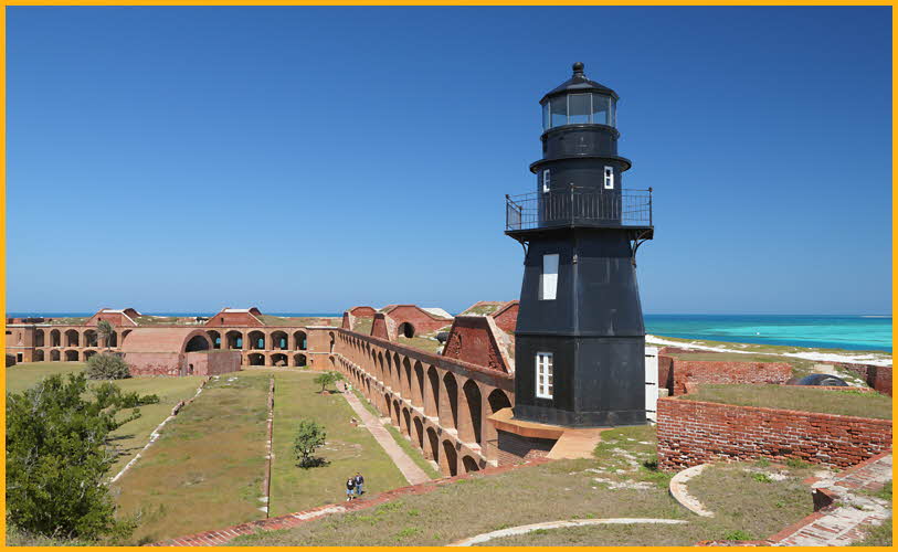 Fort Jefferson Lighthouse