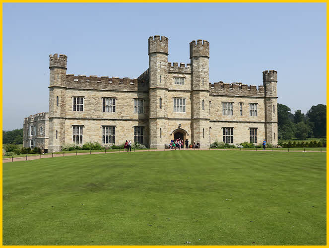 Leeds Castle Front Entrance