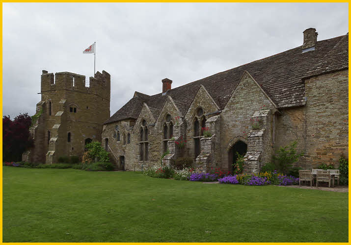 Stokesay Castle