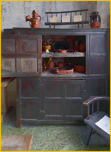 Kitchen Cabinet