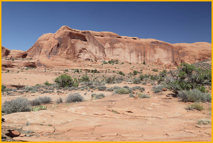 Corona Arch Trail