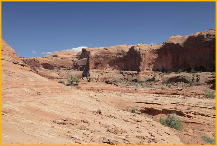 Corona Arch Trail