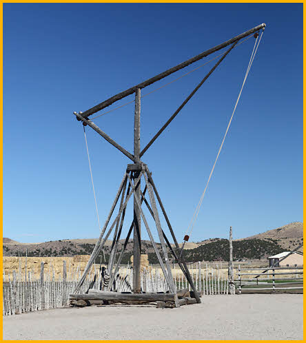 Hay Crane